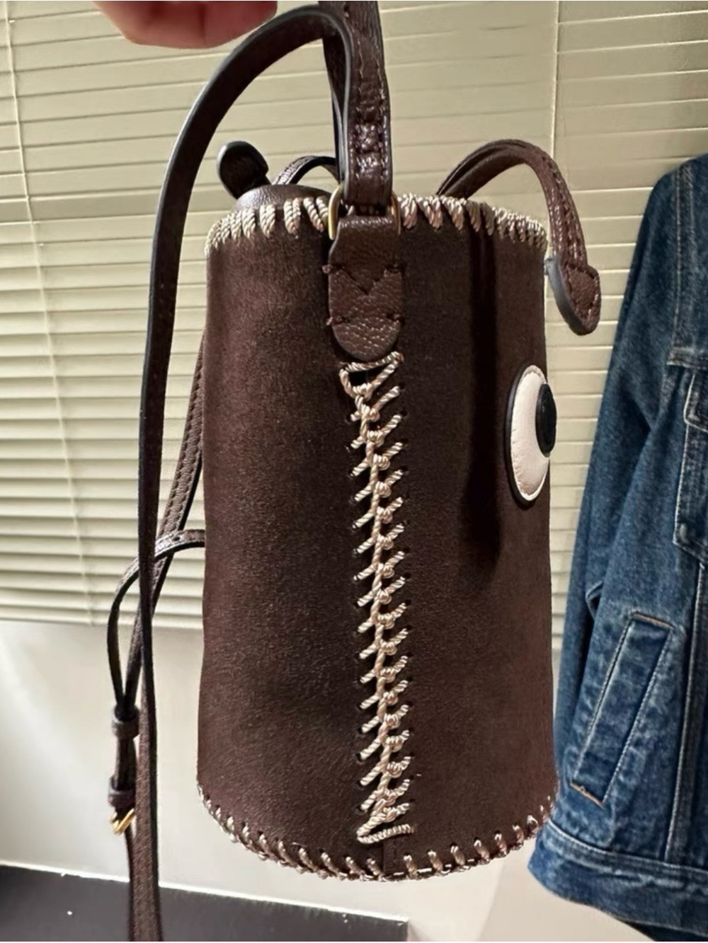 Anya Hindmarch eyes Brown Suede Bucket Crossbody - Picture 10 of 13